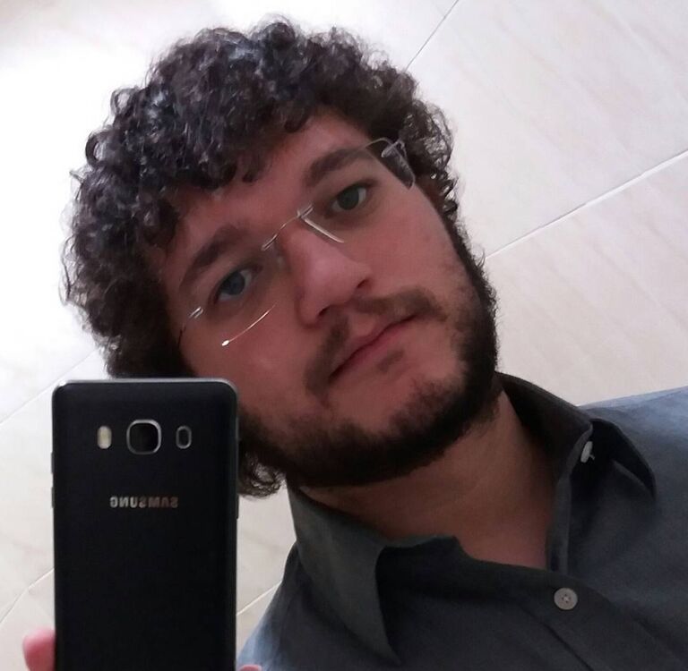 -,   Lucas, 32 ,   ,   
