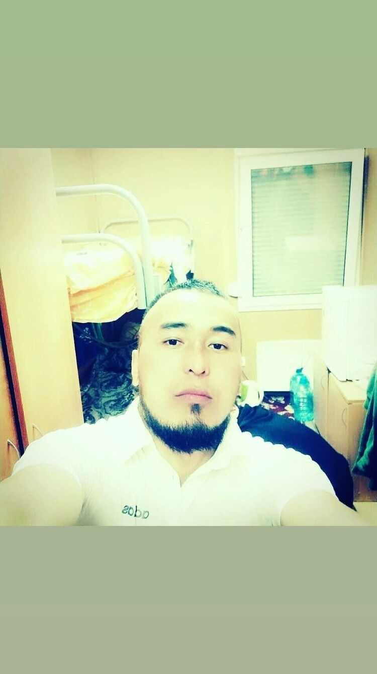  47952739  , 37 ,    