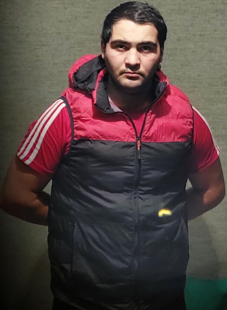  47498309  Edgar, 27 ,    