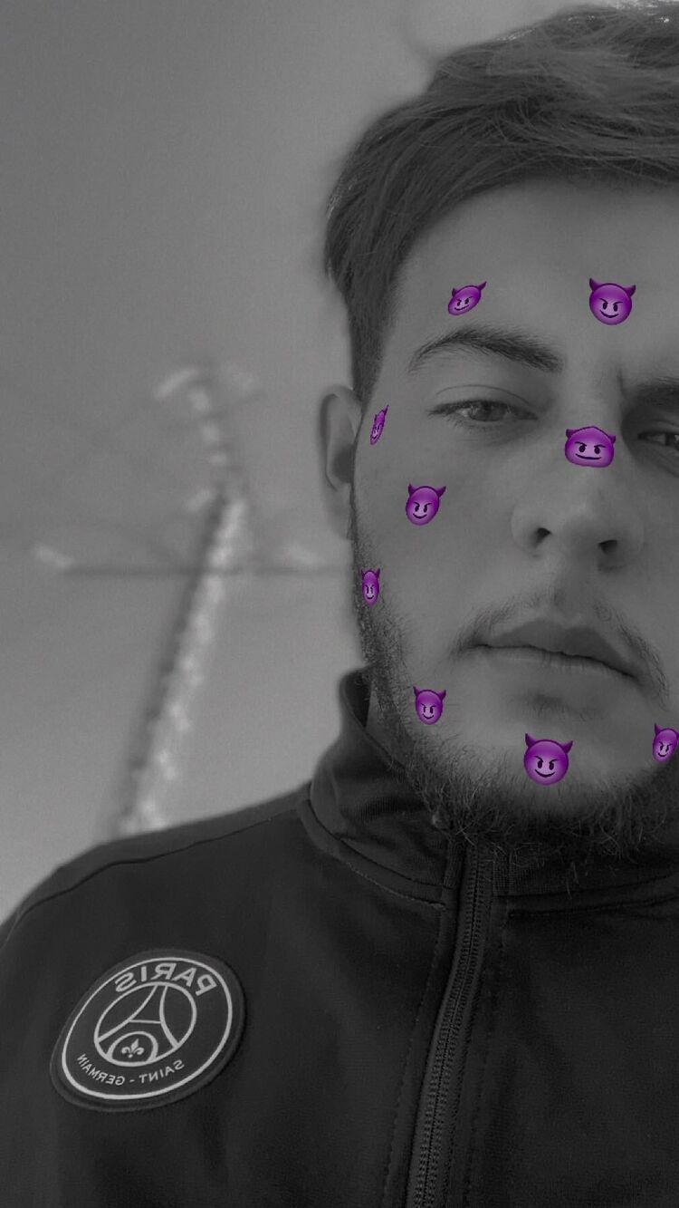  ,   Oussama, 22 ,   ,   