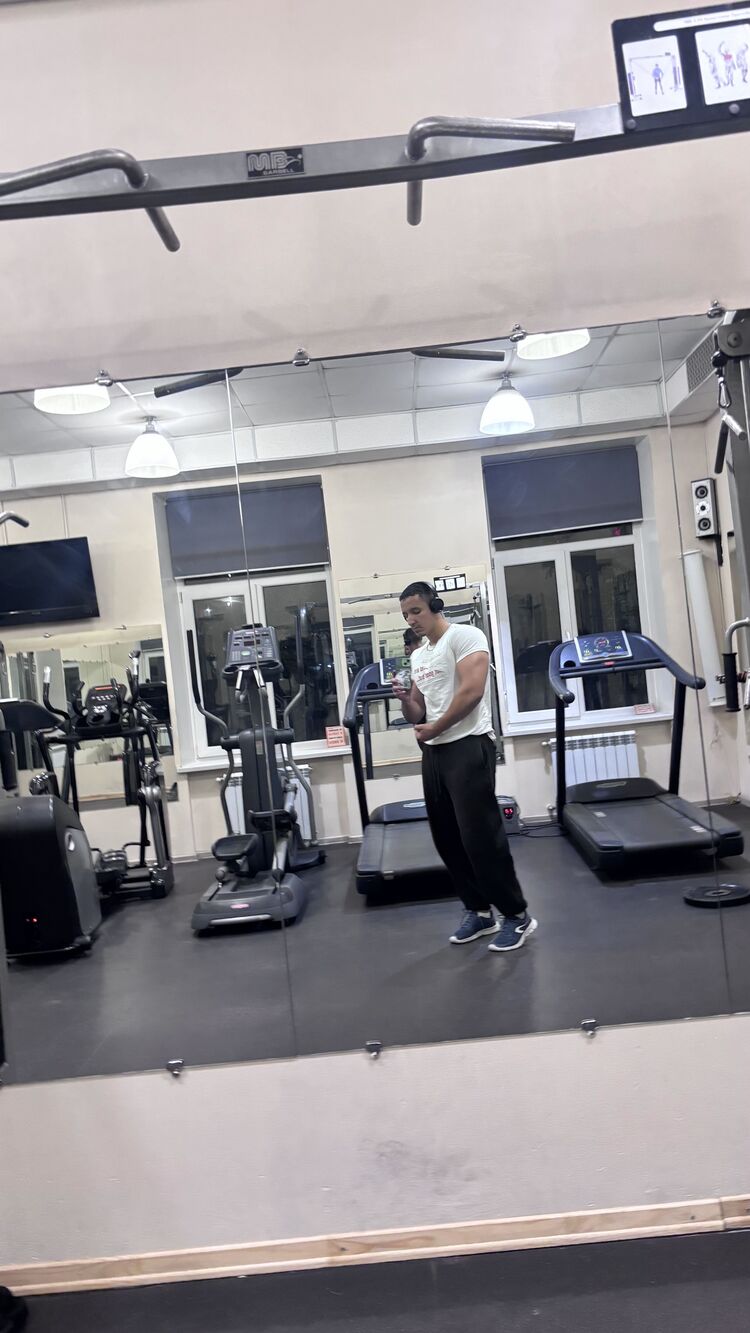  54249939  Hamza, 23 ,    