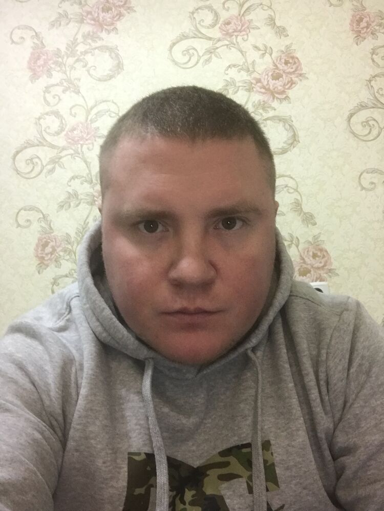  ,   Igor, 36 ,   ,   