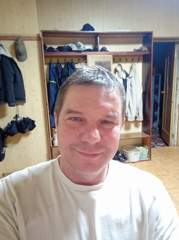  49294129  Andrey, 56 ,     