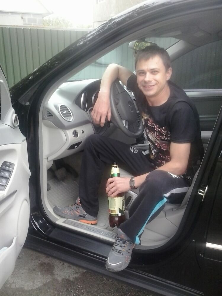  9611109  Anatoliy, 41 ,    