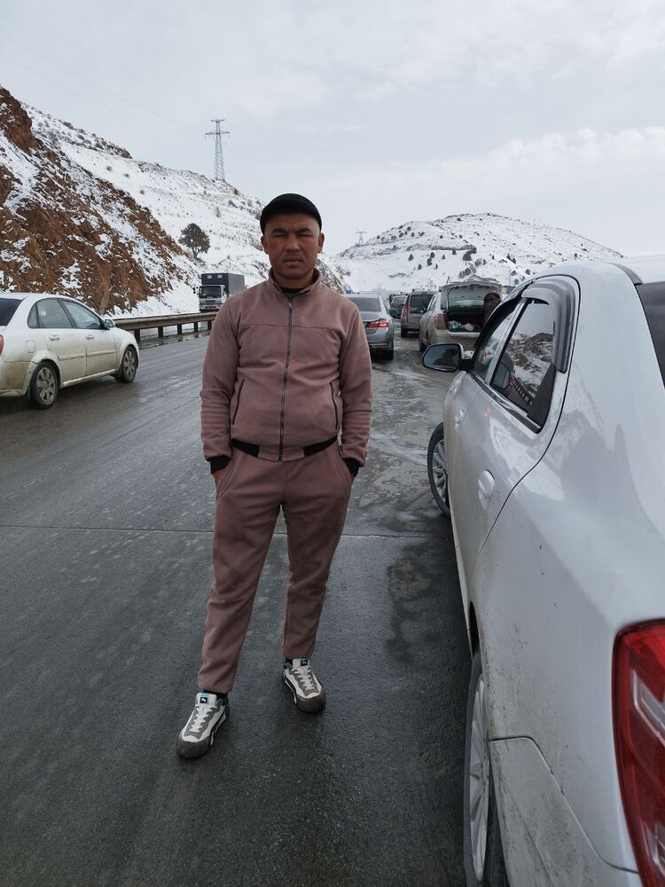  ,   Hamidjon, 41 ,   ,   
