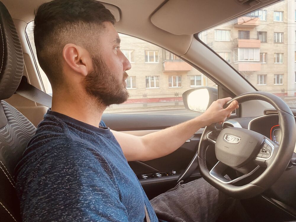  42439269  Atabay, 34 ,    