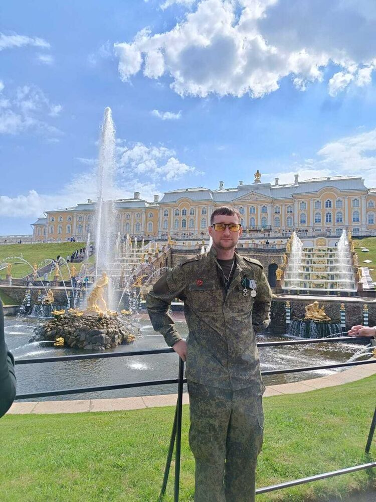  47479549  Popov, 33 ,    