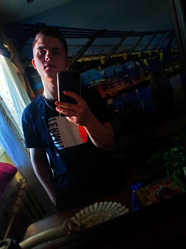  35601729  , 22 ,    