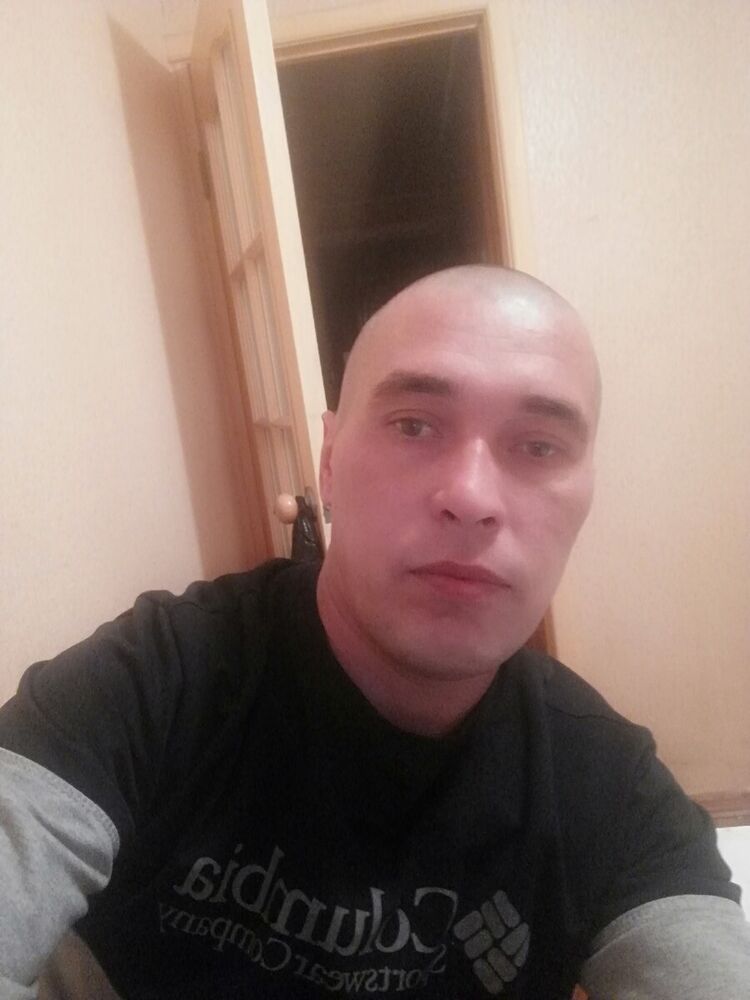  21588309  Nikolay, 39 ,    