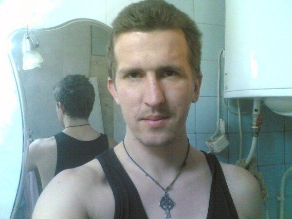  40976309  Jekins, 32 ,    