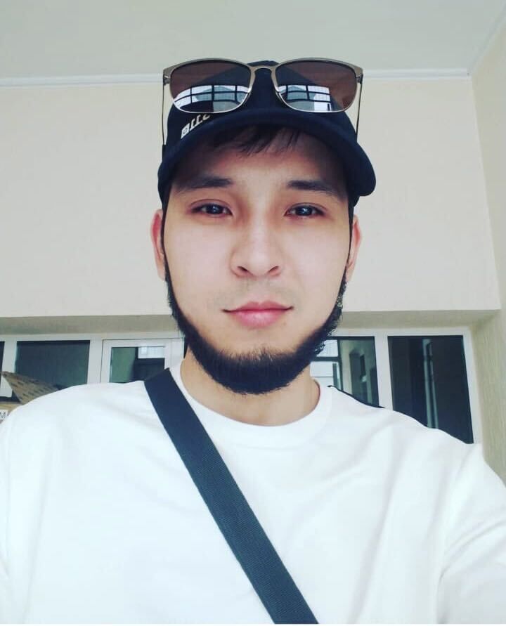  53379859  Nurtas, 28 ,    