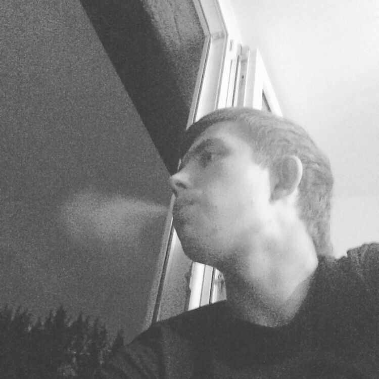 ���� 10305879 ������� Ҹ��, 27 ���, ���� ���������� � ������