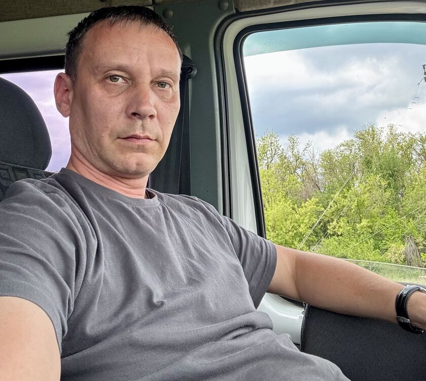 ,   Max, 44 ,   ,   