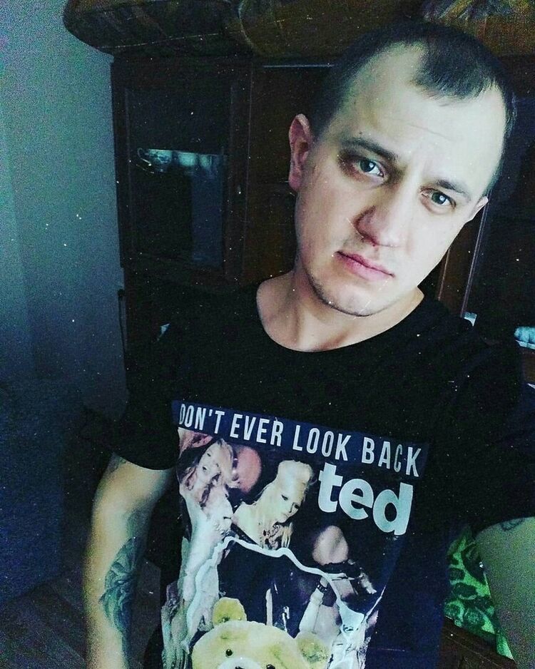 ���� 15332979 ������� ����, 32 ����, ���� ���������� � ������