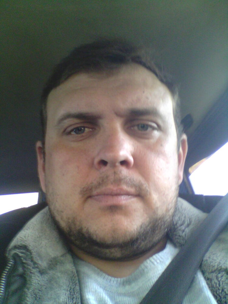  ,   Maksim, 43 ,   