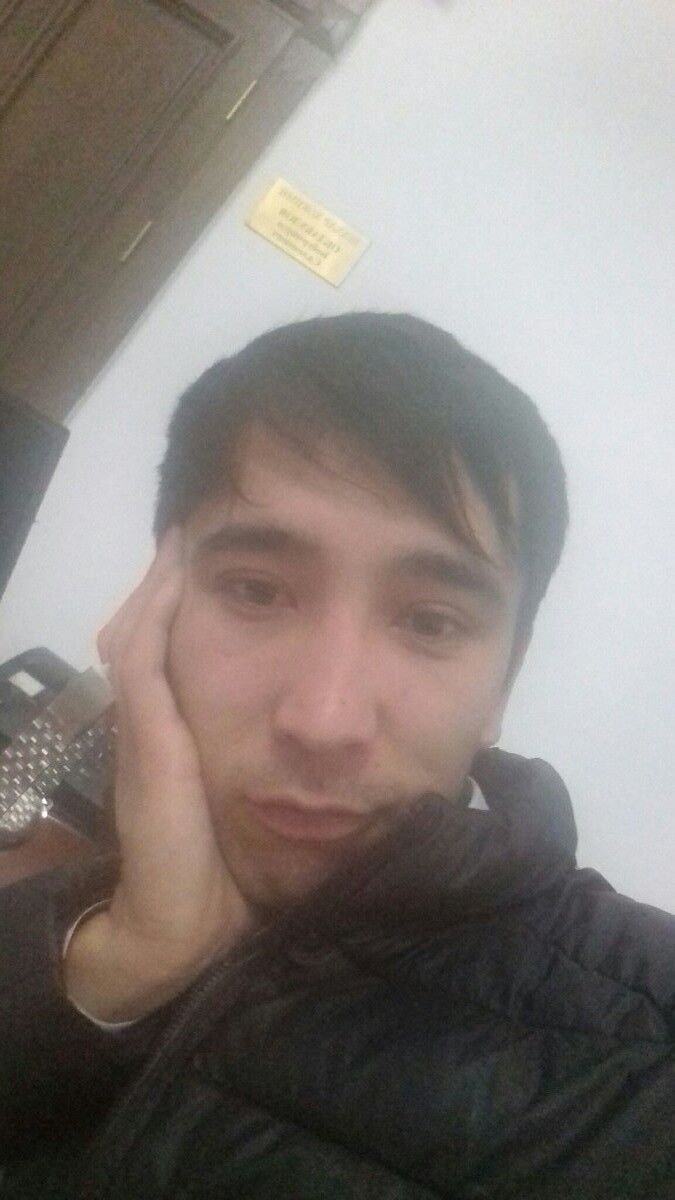  ,   Emir, 33 ,   
