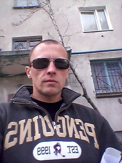  12322619  Yuriy, 41 ,    