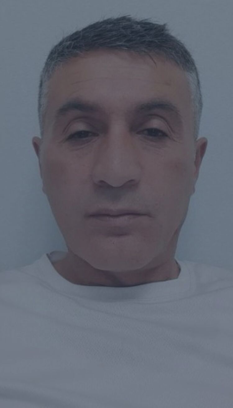  48022029  Mehmet, 50 ,    