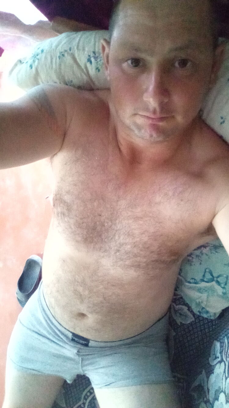  23598579  , 40 ,    