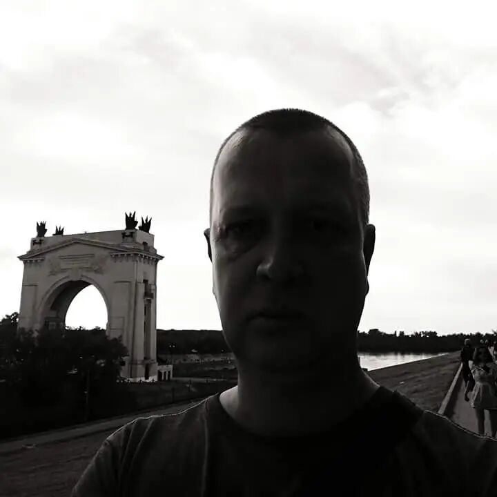  ,   Mikhail, 48 ,   ,   , c 