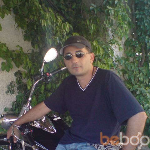  1338469  Leon, 51 ,    
