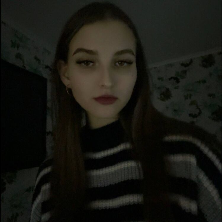  47604679  , 19 ,    