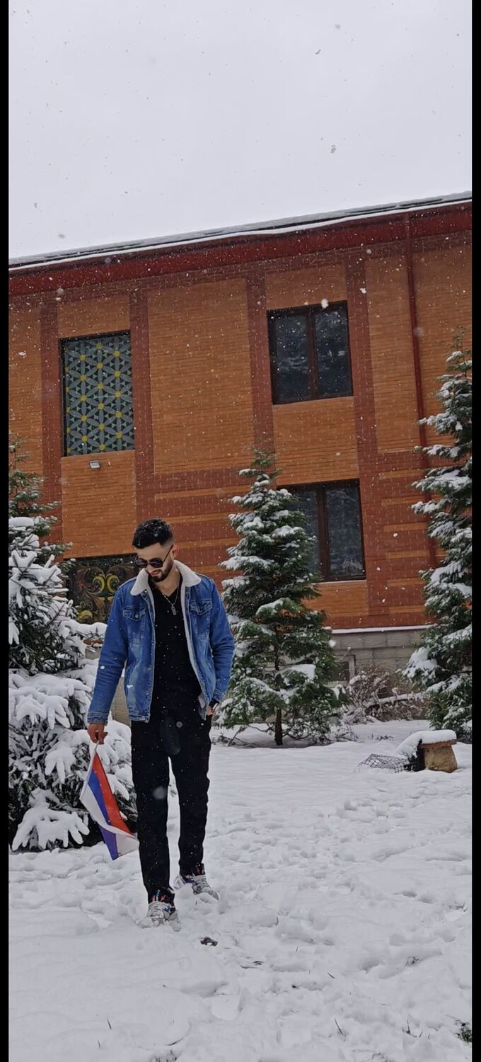  ,   Sofiane, 31 ,   ,   