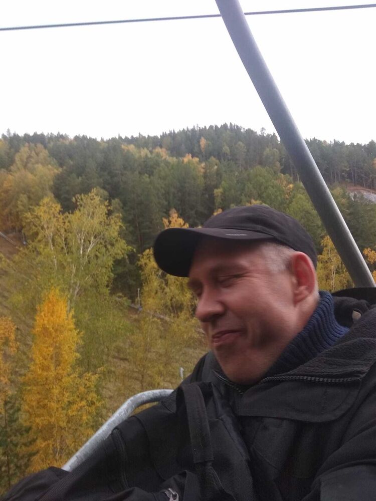 ,   Alex, 48 ,  