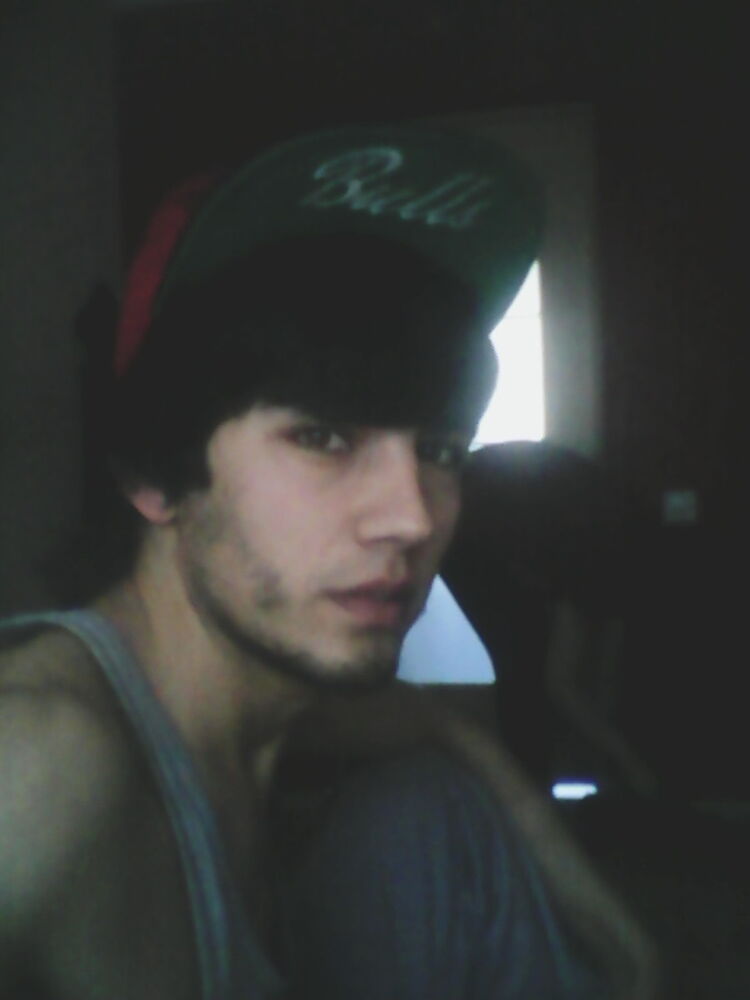  5865879  Ziyo, 31 ,    -
