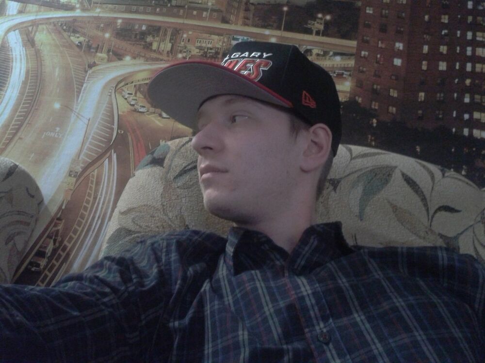  7350909  Valentin, 35 ,    