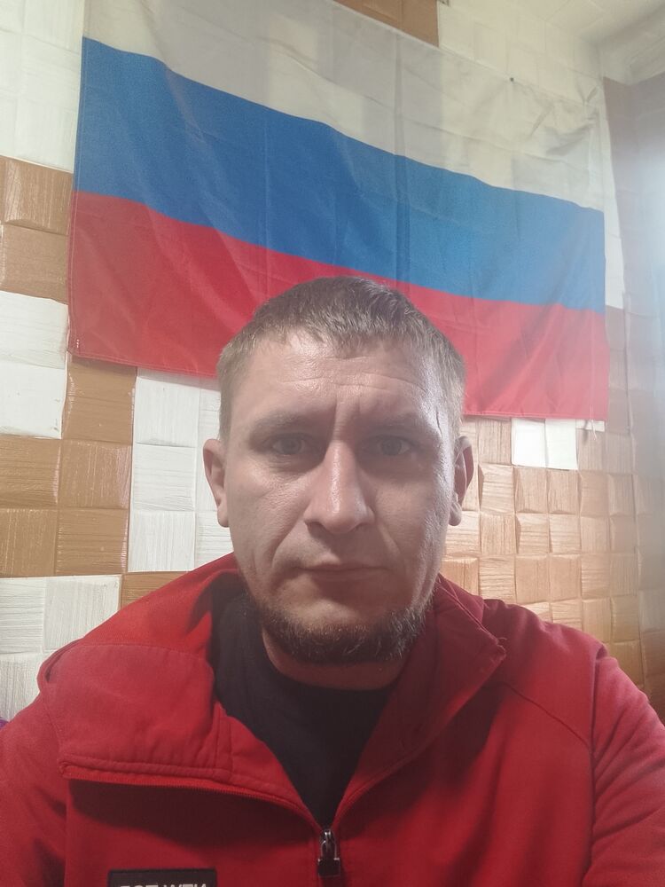  53895319  Nikolay, 40 ,    