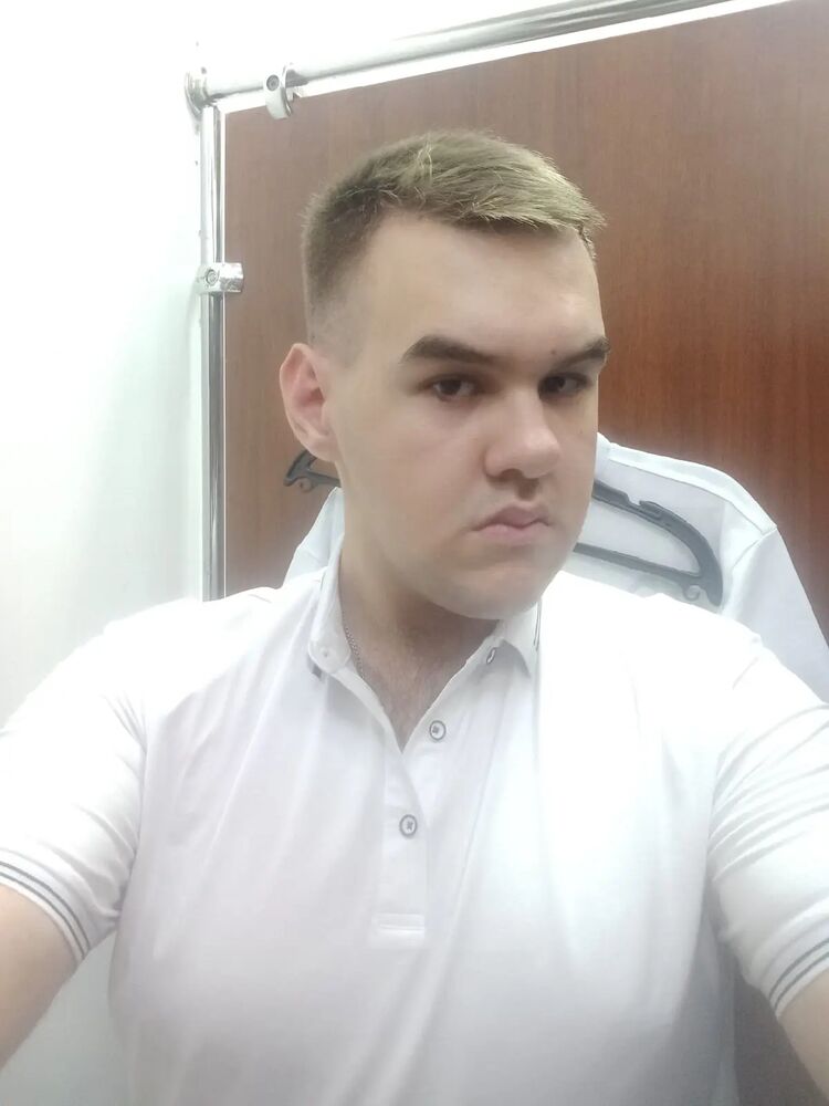  42077179  Sergey, 21 ,    
