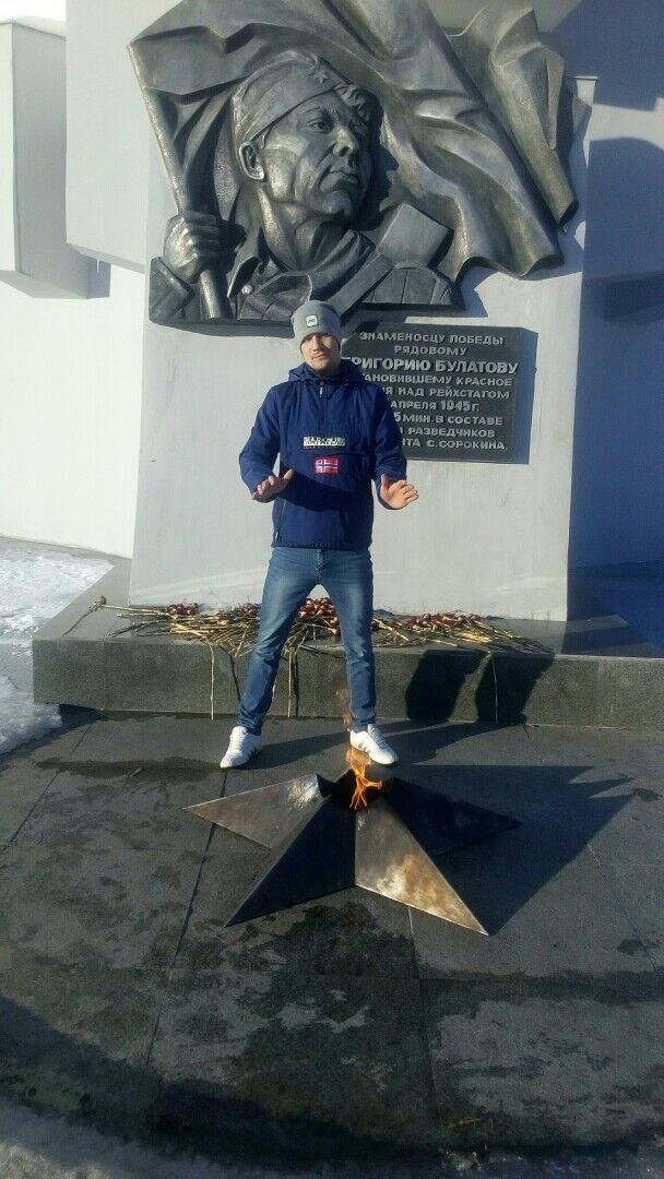  18115189  , 33 ,    