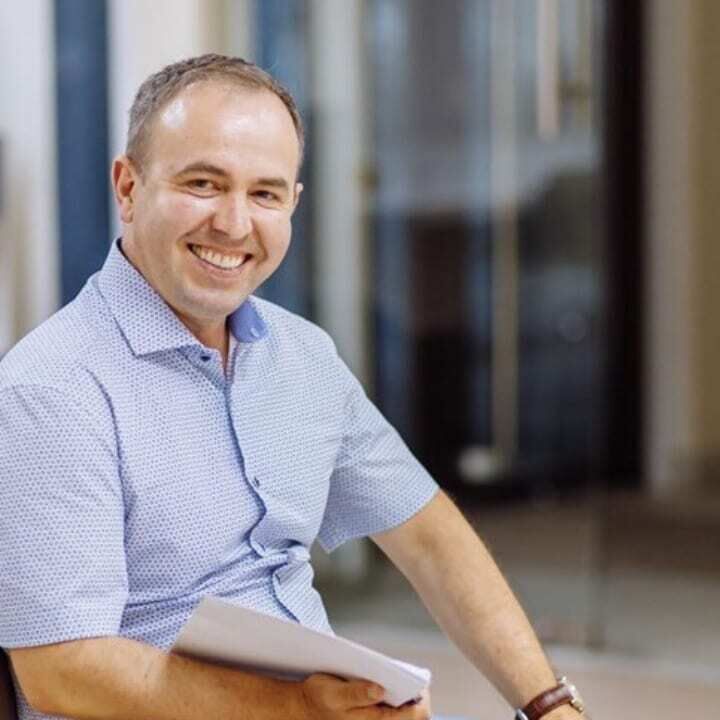  53488089  , 48 ,    --