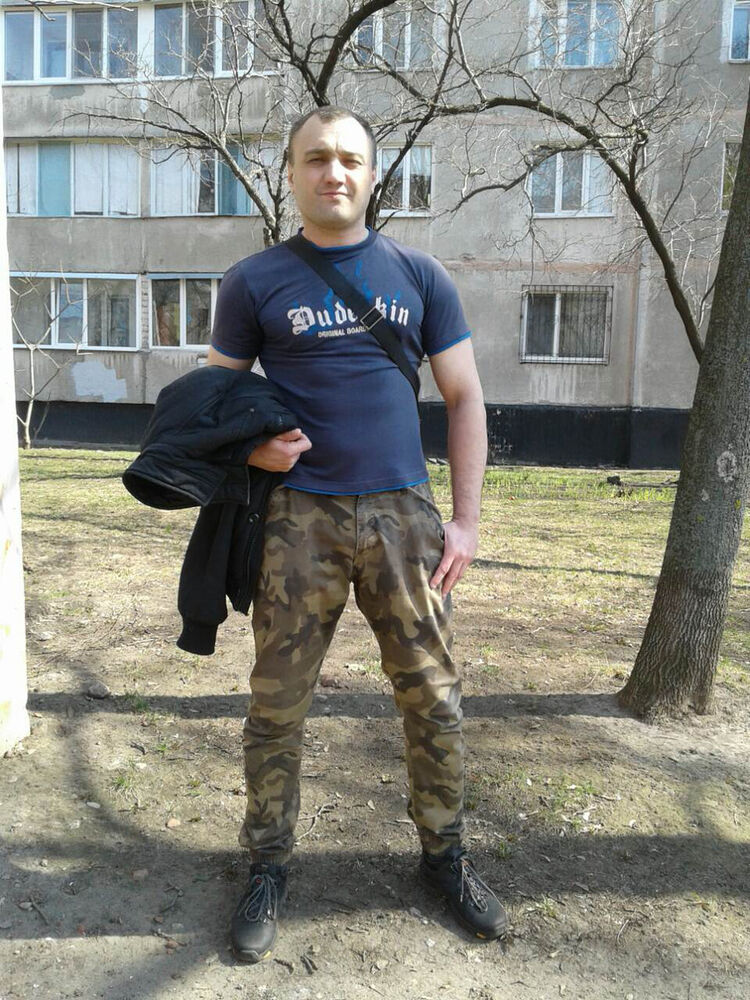  ,   Alex, 42 ,   ,   , c 