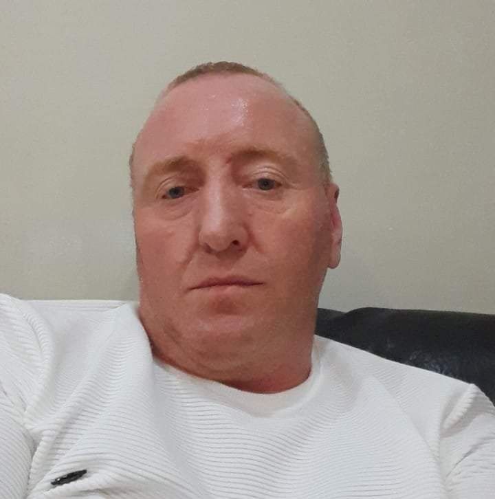  54728059  Gocha, 49 ,    