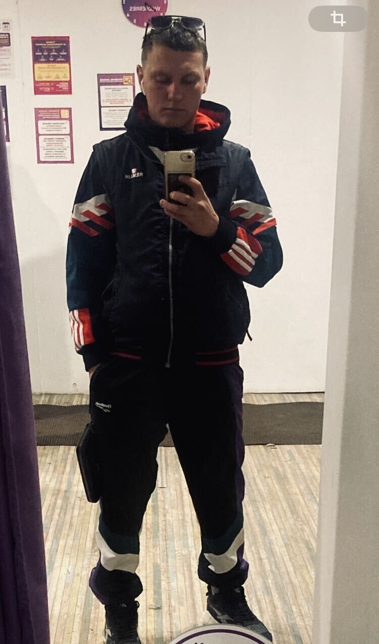  47194019  , 23 ,    