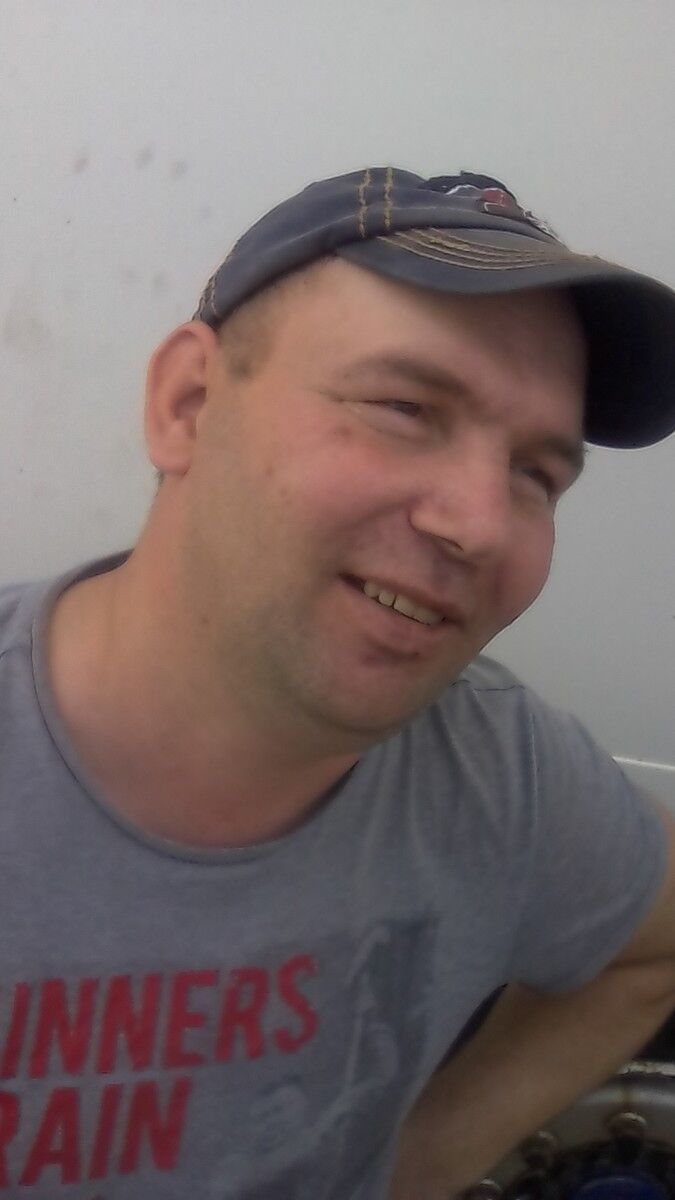  ,   Viktor, 38 ,   ,   , c 