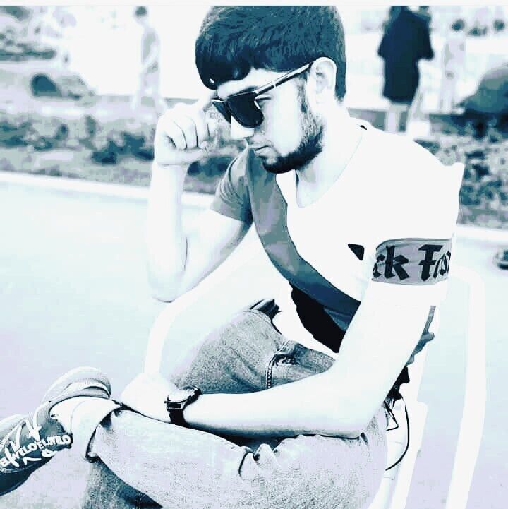  48599739  , 27 ,    