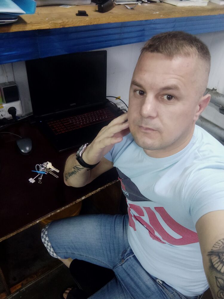 39906449  , 35 ,    