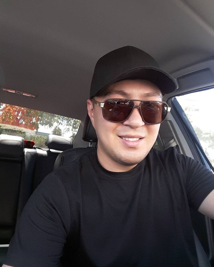  ,   Arman, 31 ,   ,   , c 