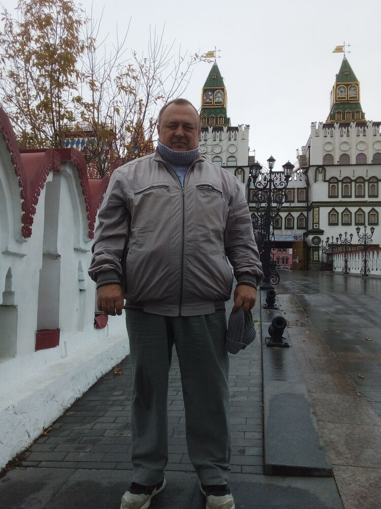  29996959  Viktor, 64 ,    