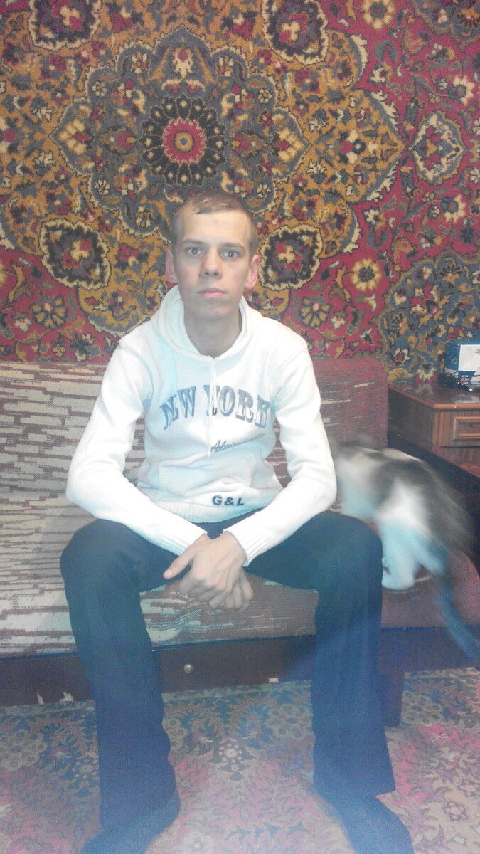  10499819  , 33 ,    