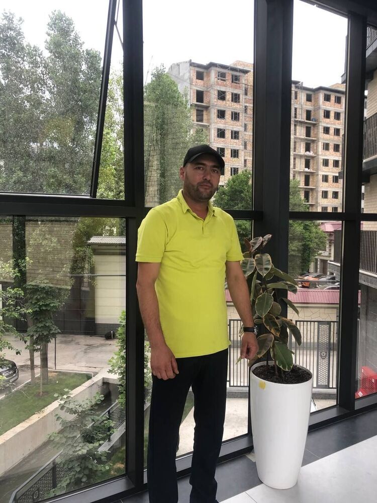  53676139  Akhror, 37 ,    