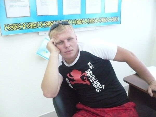  ,   Mihail, 37 ,   ,   , c 