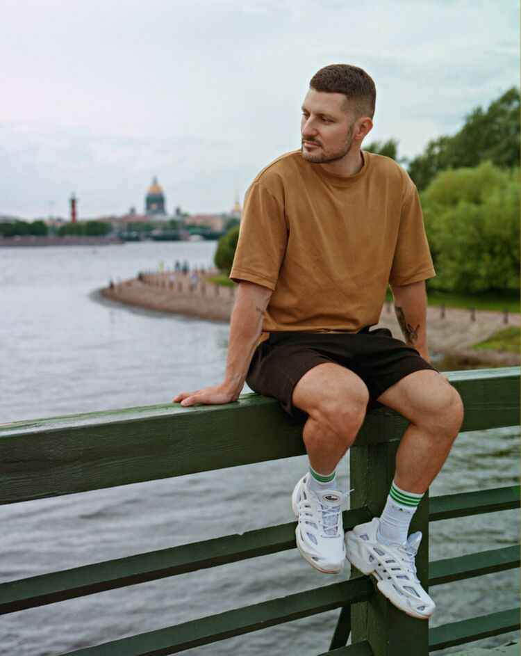  51356469  , 36 ,    --