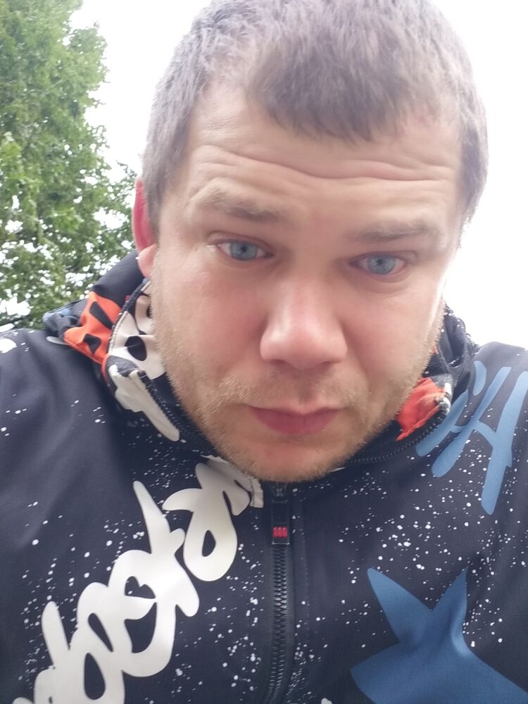  36445799  Nikolay, 33 ,     