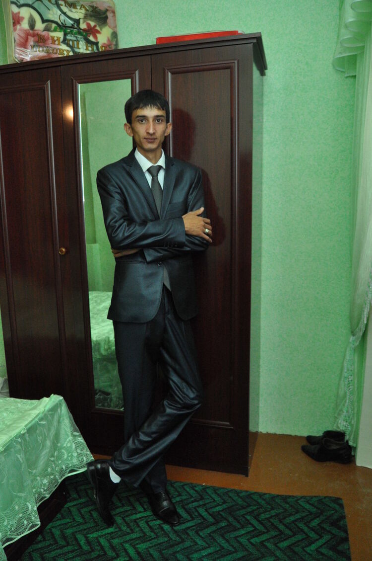  4551479  Orifhon, 39 ,    