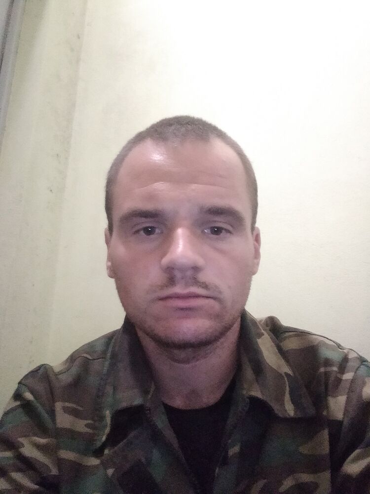  40992639  , 32 ,    