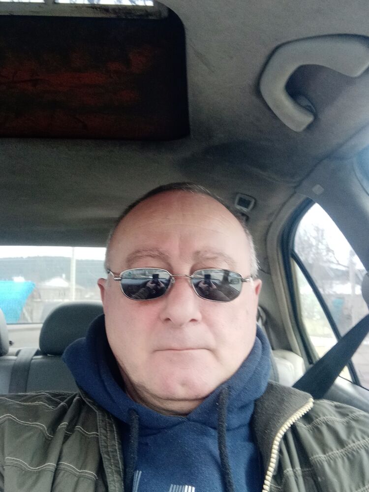  47953119  Giorgi, 55 ,    
